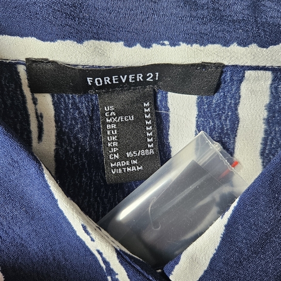 4/$20 Navy Blue Striped Button Down Cropped Shirt - Picture 2 of 6